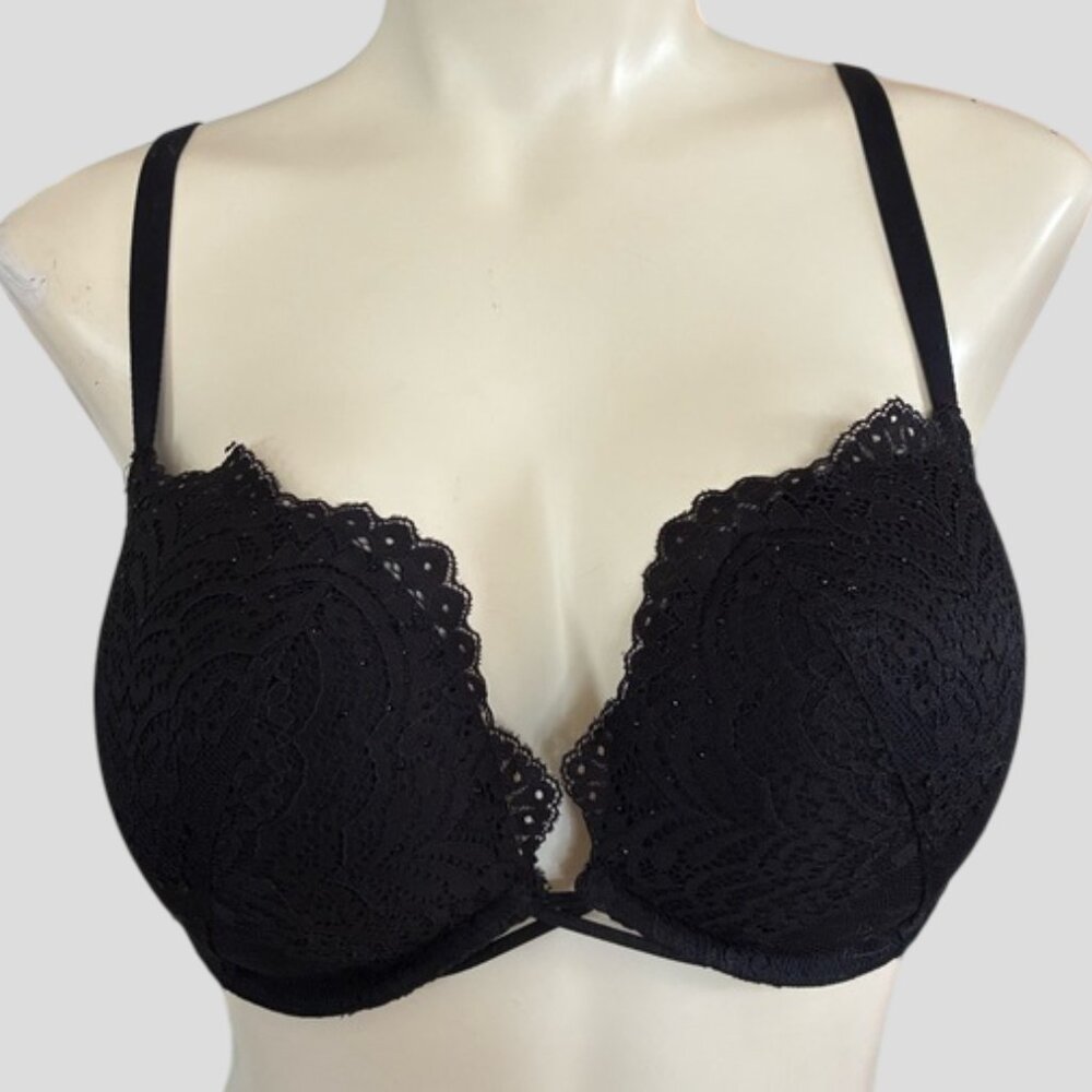 💕2/$35💕 La Senza Beyond Sexy Black Lace Bra 32DD